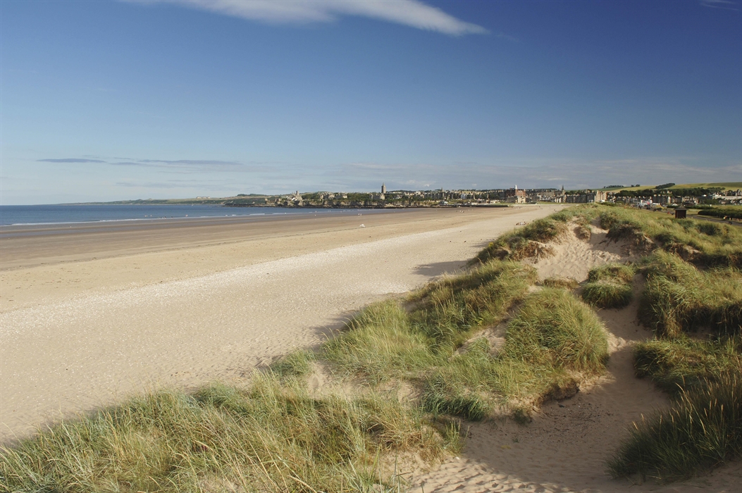 St Andrews West Sands The Kingdom Of Fife Beaches Visitscotland