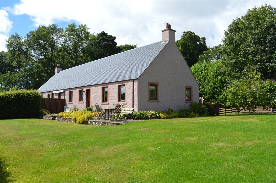 Knowpark Cottage, SELKIRK Self Catering VisitScotland