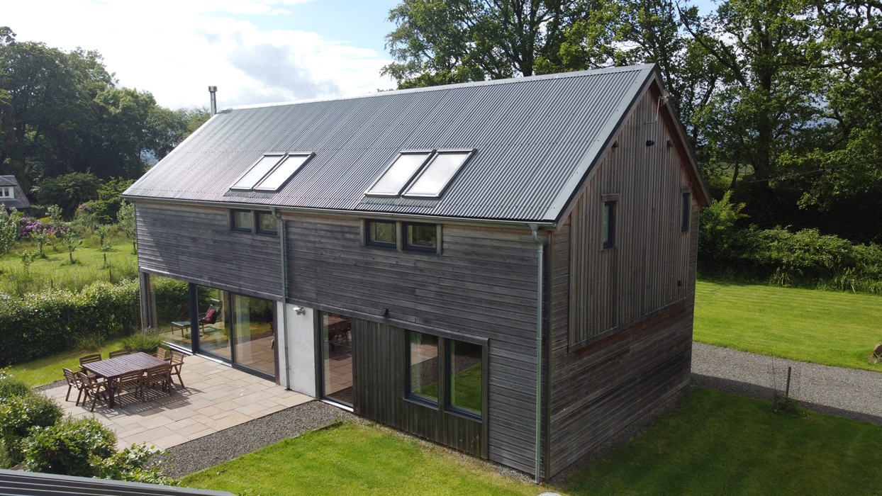 Appletree Cottage Fully ensuite cottage for eight Loch Lomond